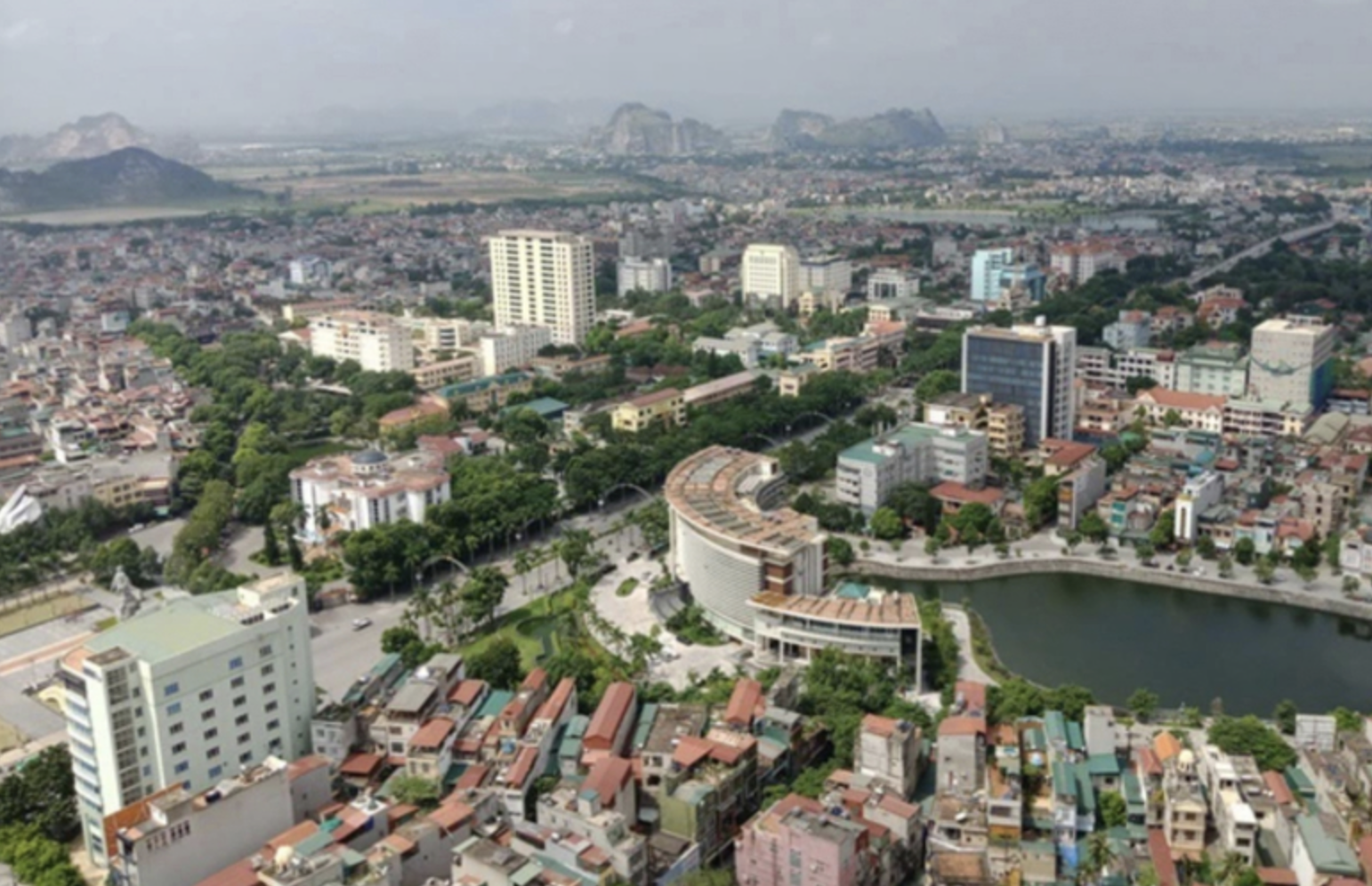 Ninh Bình đầu tư hơn 3.200 tỷ đồng cho hai công trình trọng điểm: Nhà ở công vụ và Trung tâm hành chính tập trung